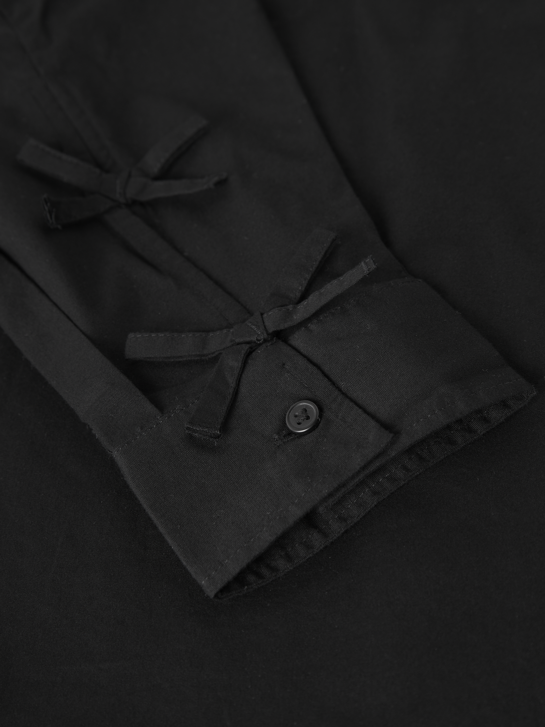 model_shot-front_full